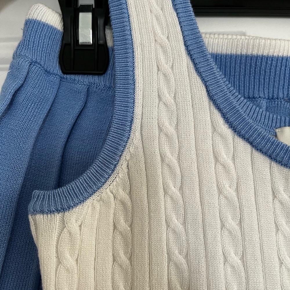 Chic Freshman White and Blue Cable Knit Ensemble - Picture 3 of 7